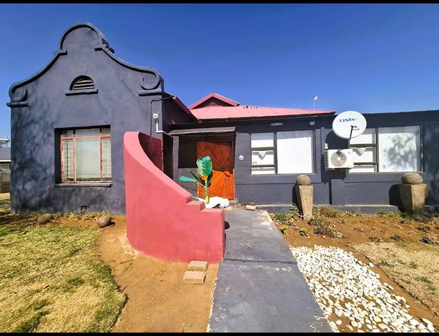 5 BEDROOM HOUSE FOR SALE IN VILLIERS